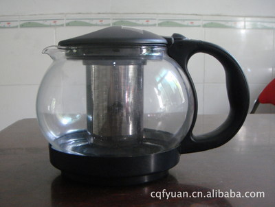 家居生活的理想選擇 合川區(qū)富源玻璃器皿廠生產(chǎn)的水晶玻璃壺