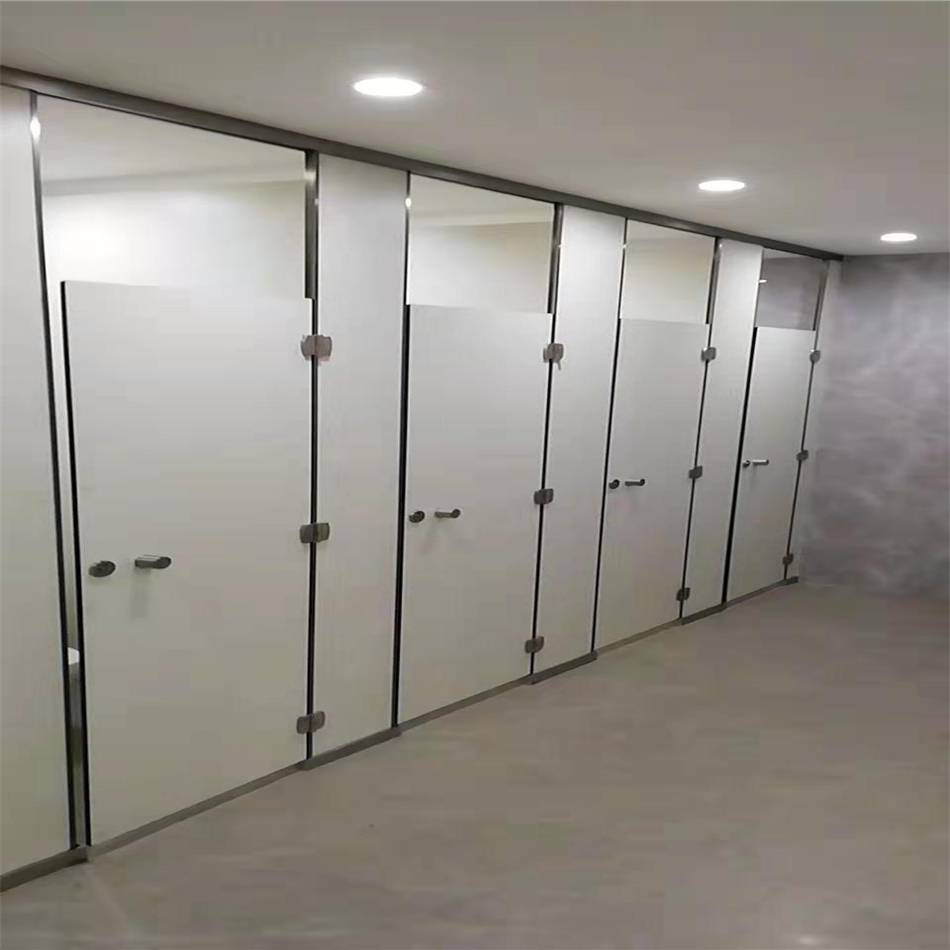 鄭州商場衛生間隔斷 富美家抗倍特板施工工藝全解析